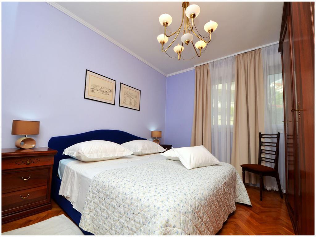 Apartment Laura Подстрана Номер фото