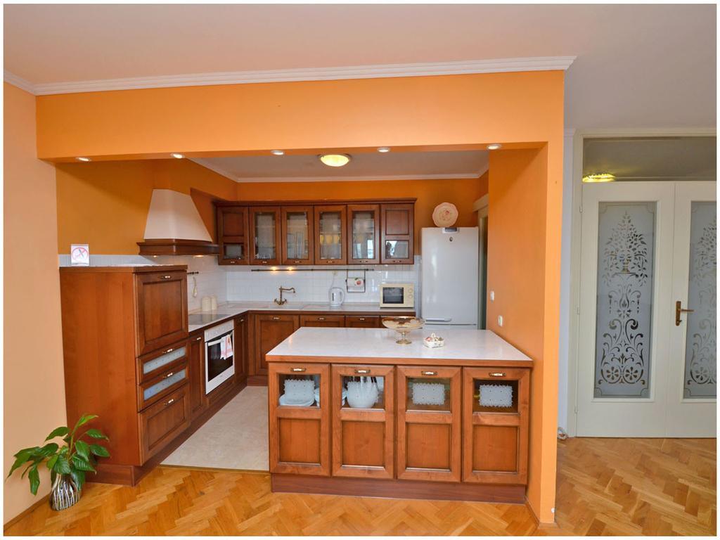 Apartment Laura Подстрана Номер фото