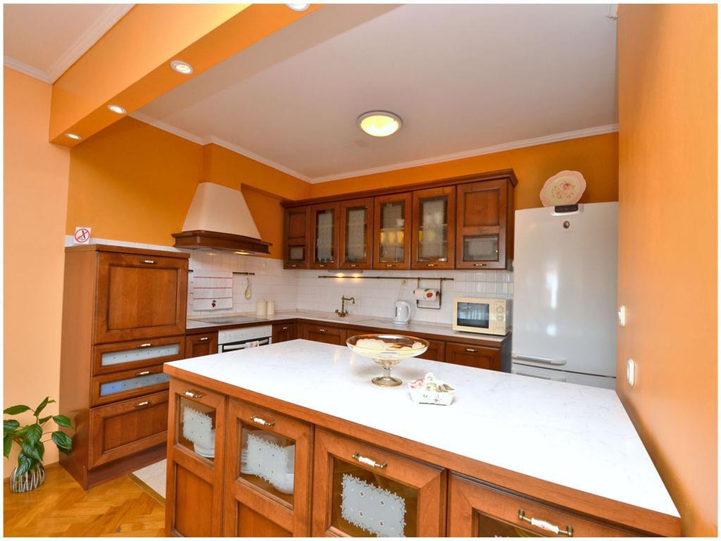 Apartment Laura Подстрана Номер фото